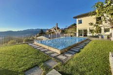 Villa in vendita a Cureggia Ticino Lugano