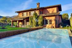 Villa in vendita a Magliaso Ticino Lugano