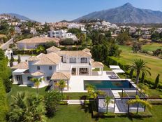 Prestigiosa villa di 657 mq in vendita Nueva Andalucia, Andalusia