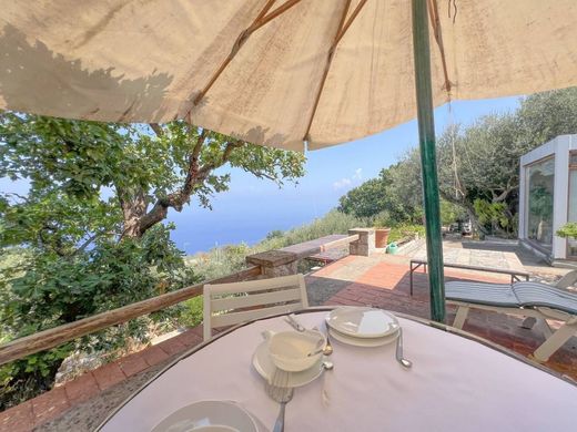 Villa in Anacapri, Naples