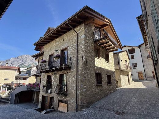 Apartment in Valdisotto, Provincia di Sondrio