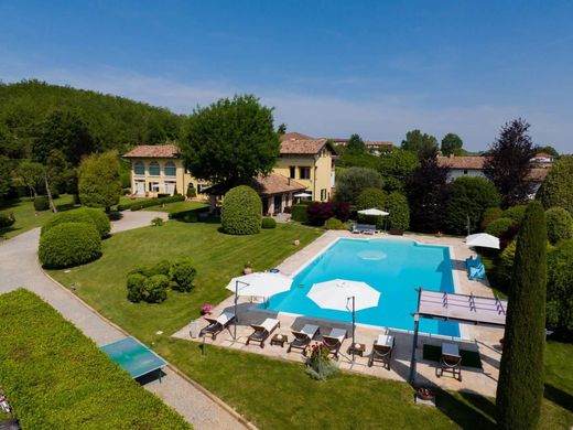 Costigliole D Asti Villas And Luxury Homes For Sale Prestigious