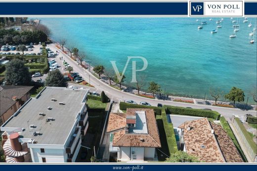Villa in Bardolino, Provincia di Verona