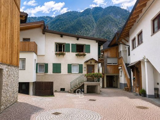 Luxury home in Campitello di Fassa, Trento