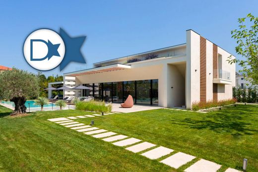 Villa in Forte dei Marmi, Provincia di Lucca