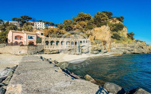 Βίλα σε Albisola Superiore, Provincia di Savona