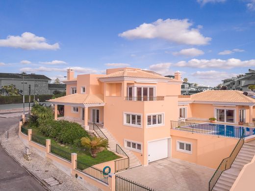 Luxury home in Carcavelos e Parede, Lisbon