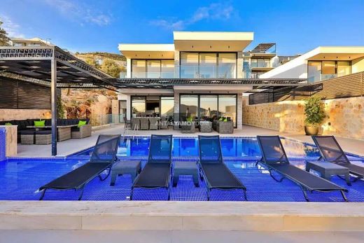 Detached House in Kalkan, Antalya