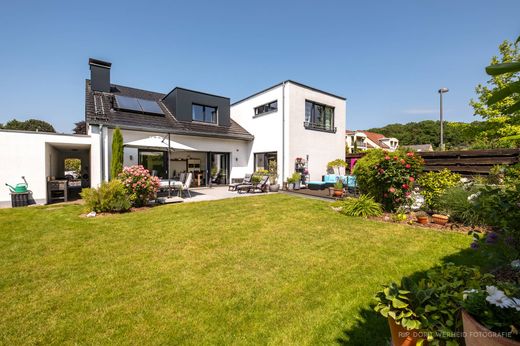 Detached House in Langenfeld, Düsseldorf District