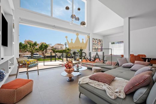 Luxury home in Empuriabrava, Province of Girona