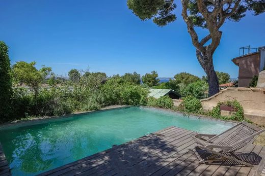 Rural or Farmhouse in Marseille, Bouches-du-Rhône