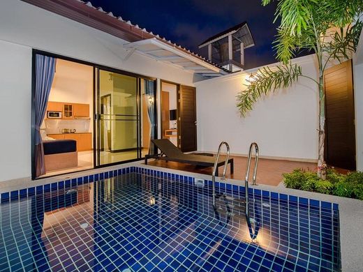 Hotel in Ban Chalong, Phuket Province