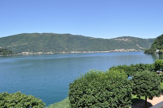 بنتهاوس ﻓﻲ Maroggia, Lugano