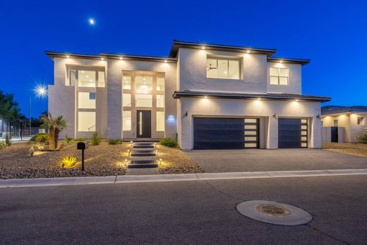 Detached House in Las Vegas, Clark County