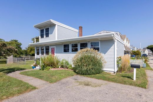 Detached House in Stonington, New London County