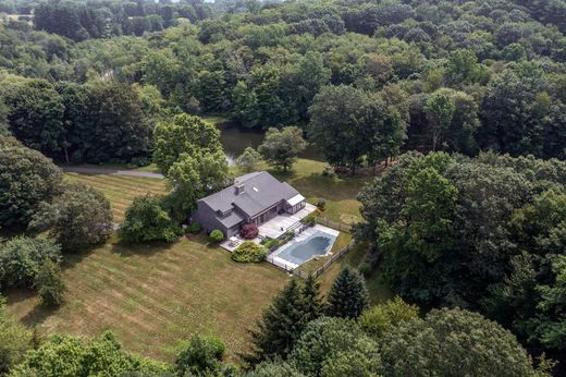 Detached House in Washington, Litchfield County
