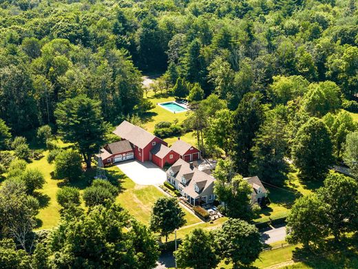 Detached House in Colebrook, Litchfield County