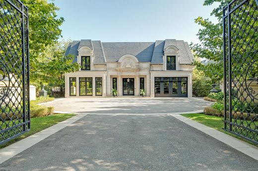 Detached House in Oakville, Ontario