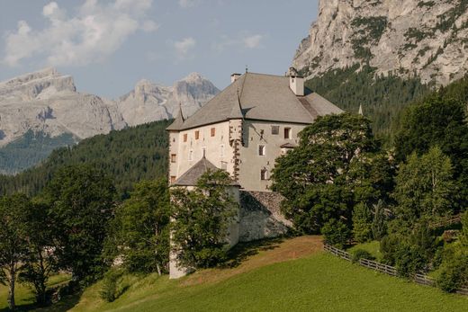 Castle in Abtei-Badia, Bolzano