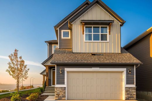 Calgary, Albertaの一戸建て住宅