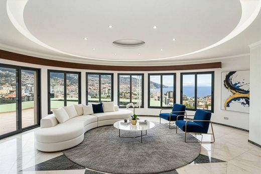 Detached House in Funchal, Madeira