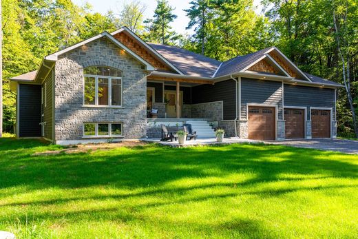Einfamilienhaus in Gravenhurst, Ontario