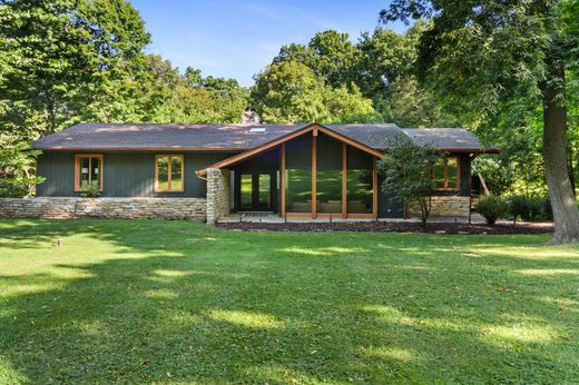 Detached House in Lake Geneva, Walworth County