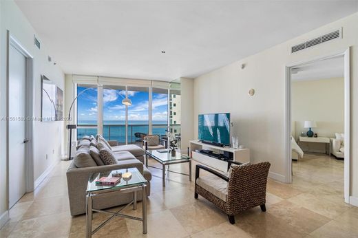 Residential complexes in Sunny Isles Beach, Miami-Dade