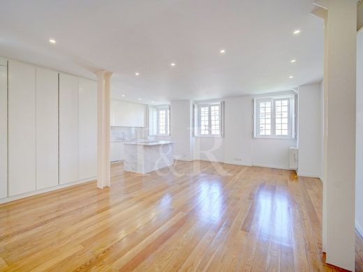 Apartment / Etagenwohnung in Lissabon, Lisbon