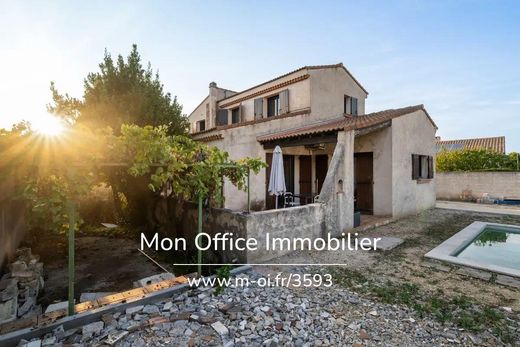 Luxury home in Marignane, Bouches-du-Rhône