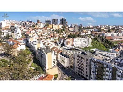Residential complexes in Campolide, Lisbon