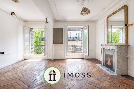 Διαμέρισμα σε Montmartre, Abbesses, Grandes-Carrières, Paris