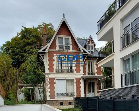 Luxury home in Ville-d'Avray, Hauts-de-Seine