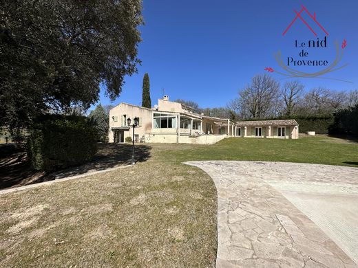 Luxury home in Robion, Vaucluse