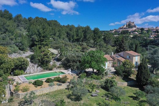 Luxury home in Le Barroux, Vaucluse