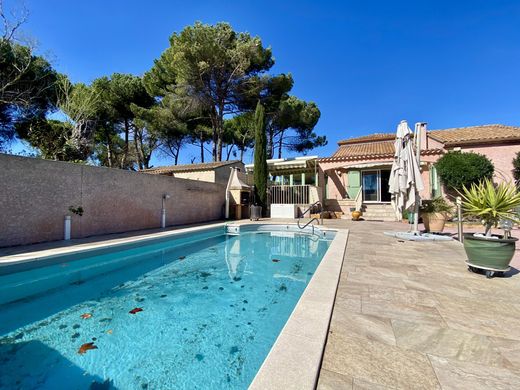 Luxury home in Vias, Hérault