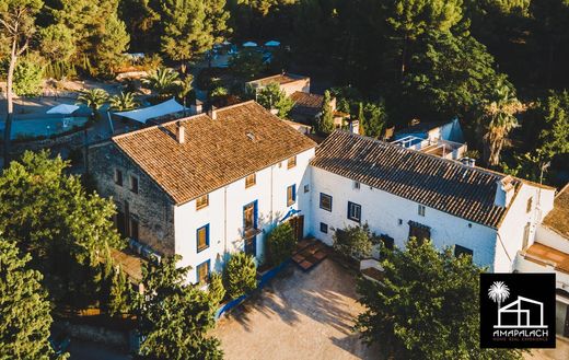 Gutshaus oder Landhaus in Biar, Alicante
