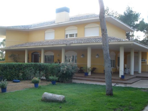 Villa in Banyeres de Mariola, Alicante