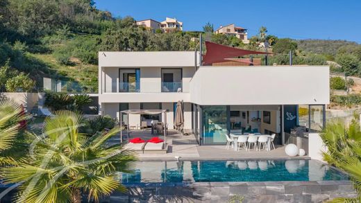 Luxury home in Mandelieu-la-Napoule, Alpes-Maritimes