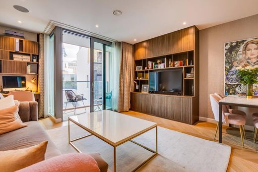 Apartment / Etagenwohnung in City of Westminster, Greater London