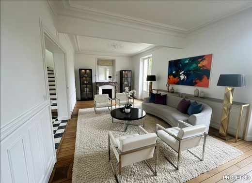 Luxury home in Jouy-en-Josas, Yvelines