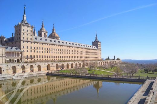Residential complexes in El Escorial, Province of Madrid