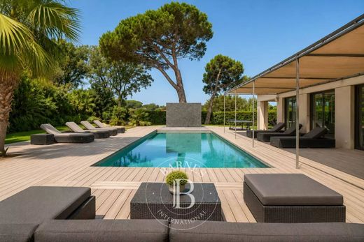 Luxury home in Saint-Tropez, Var