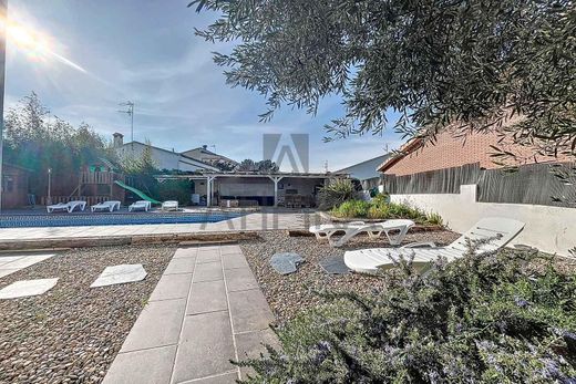 Villa in Canyelles, Province of Barcelona