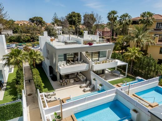 Semidetached House in Puerto Banus, Malaga
