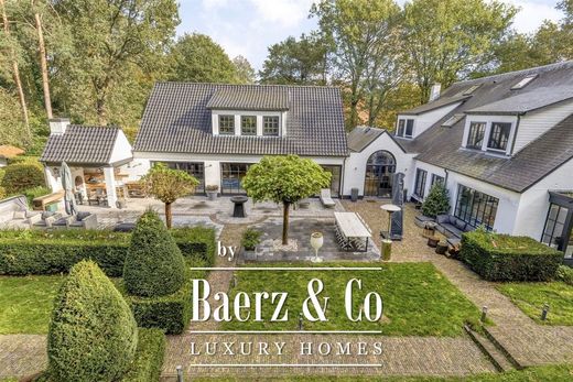 Villa in Schilde, Antwerp Province