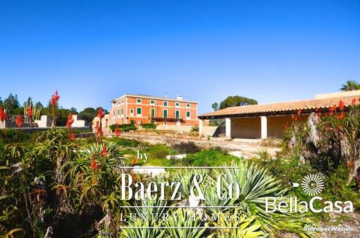 Rural or Farmhouse in Cales de Mallorca, Province of Balearic Islands