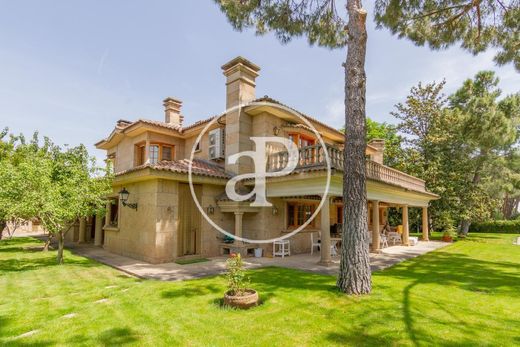 Villa in Majadahonda, Provinz Madrid
