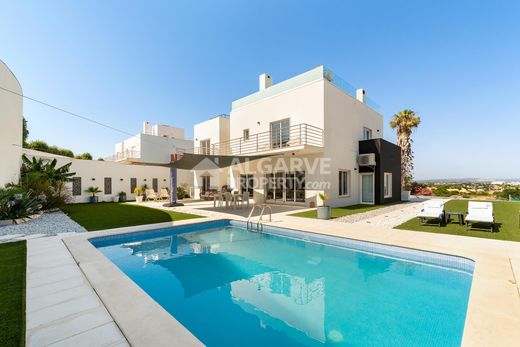 Villa in Albufeira e Olhos de Água, Albufeira Municipality