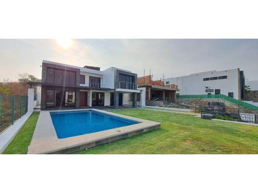 Luxury home in Atlatlahucan, Morelos